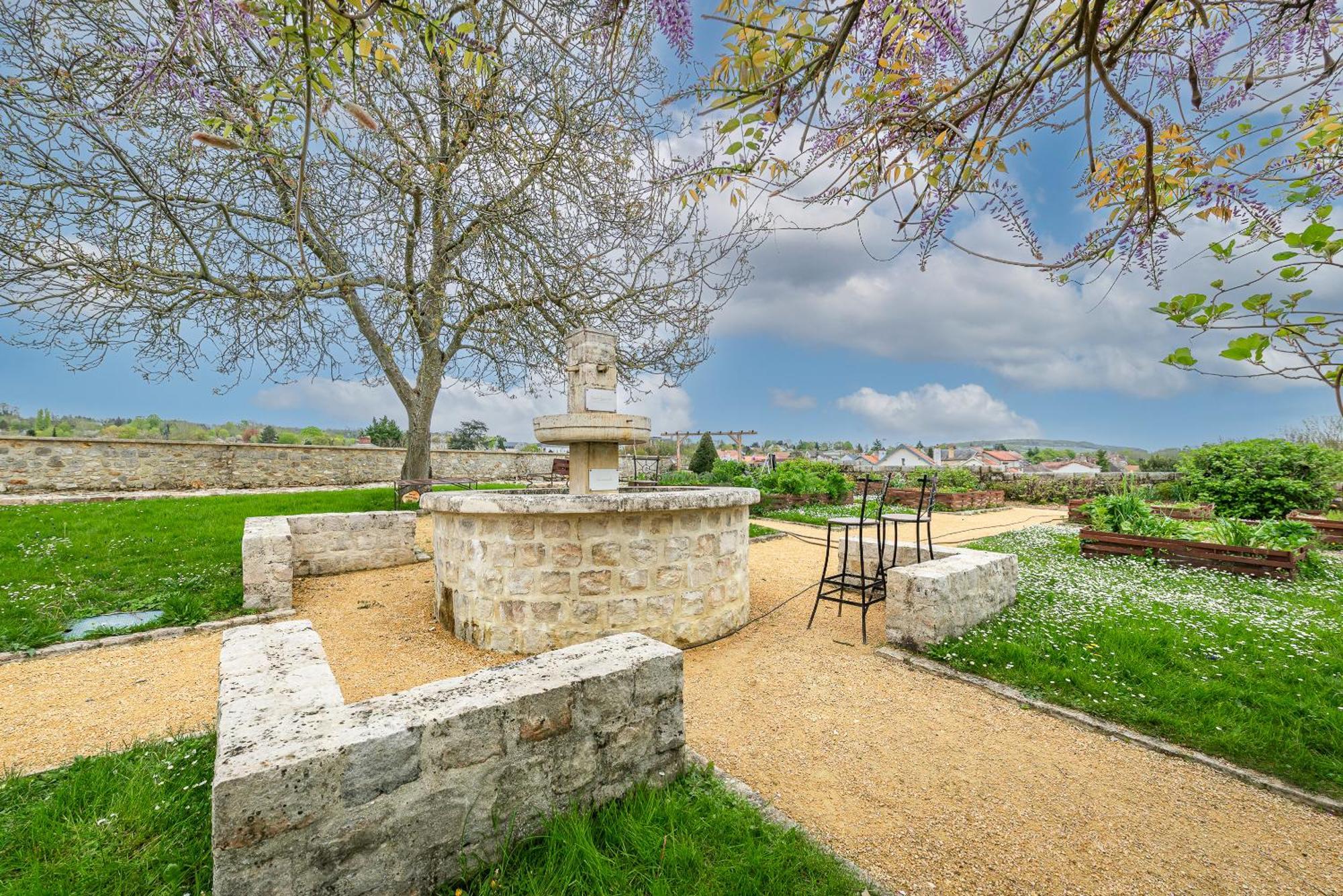 Esope By Kleidos-Ravissant T2 En Plein Centre De Château-Thierry Dış mekan fotoğraf